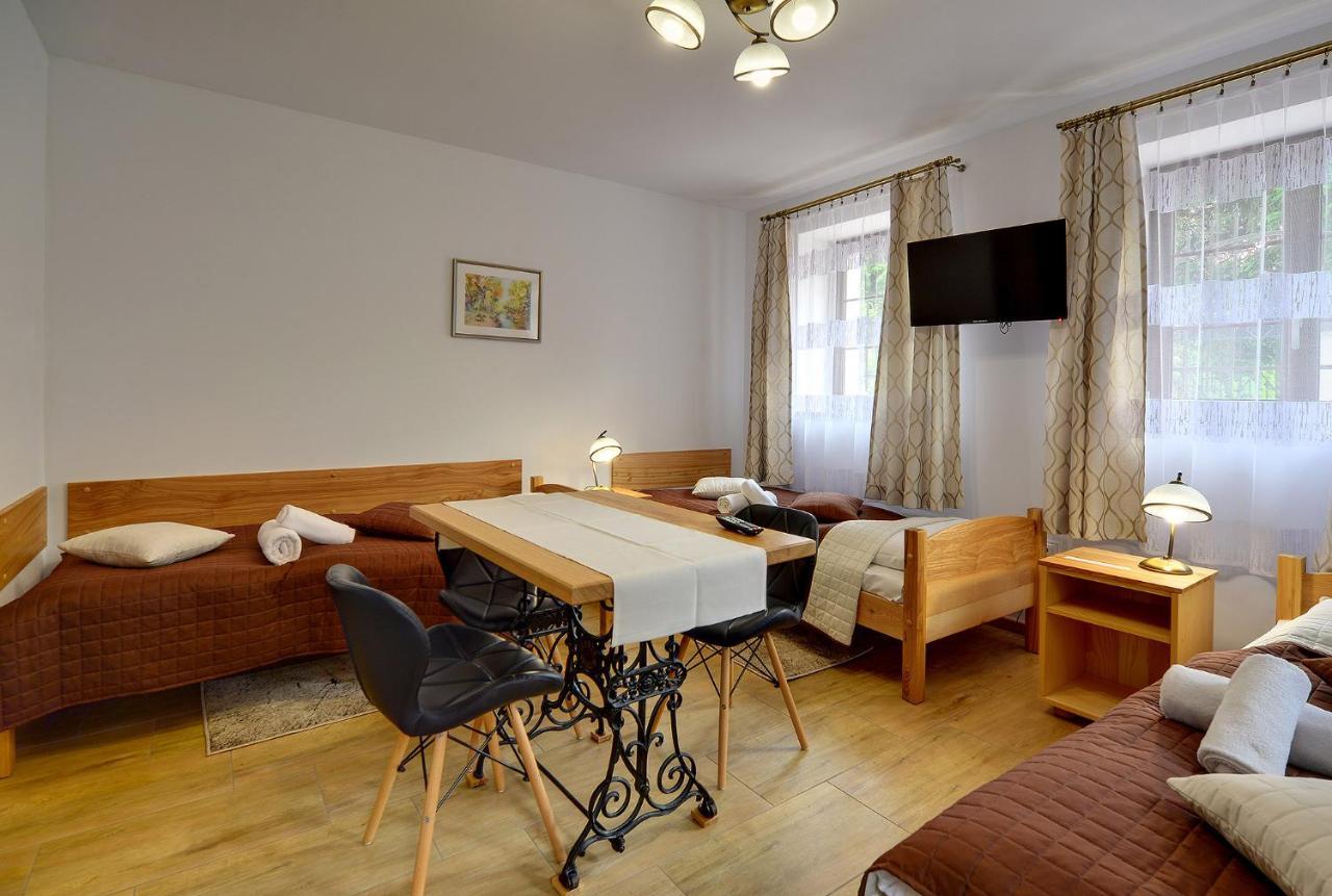 Dom Krawca - Pod Chojnikiem Daire Jelenia Gora Dış mekan fotoğraf