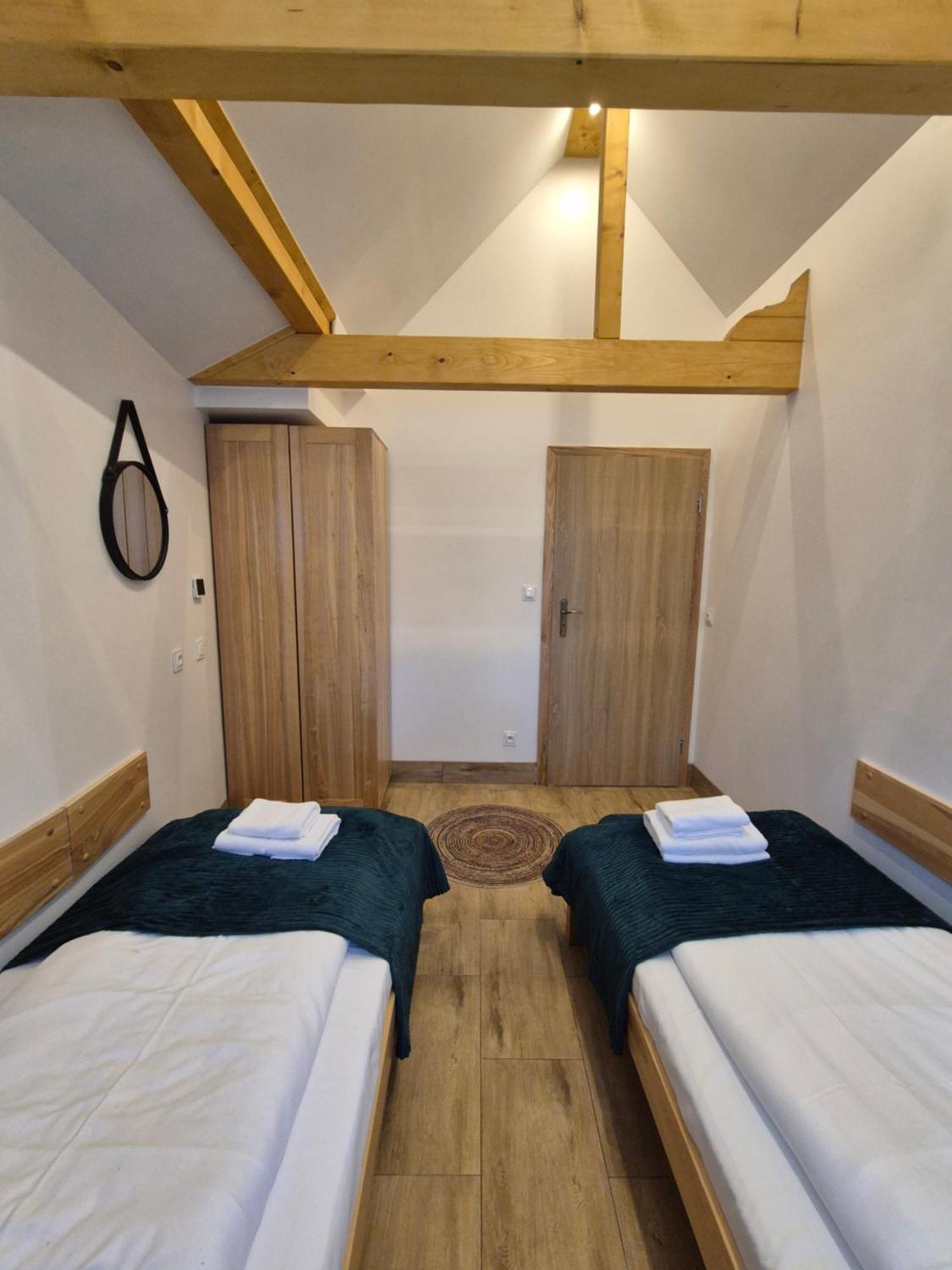Dom Krawca - Pod Chojnikiem Daire Jelenia Gora Dış mekan fotoğraf
